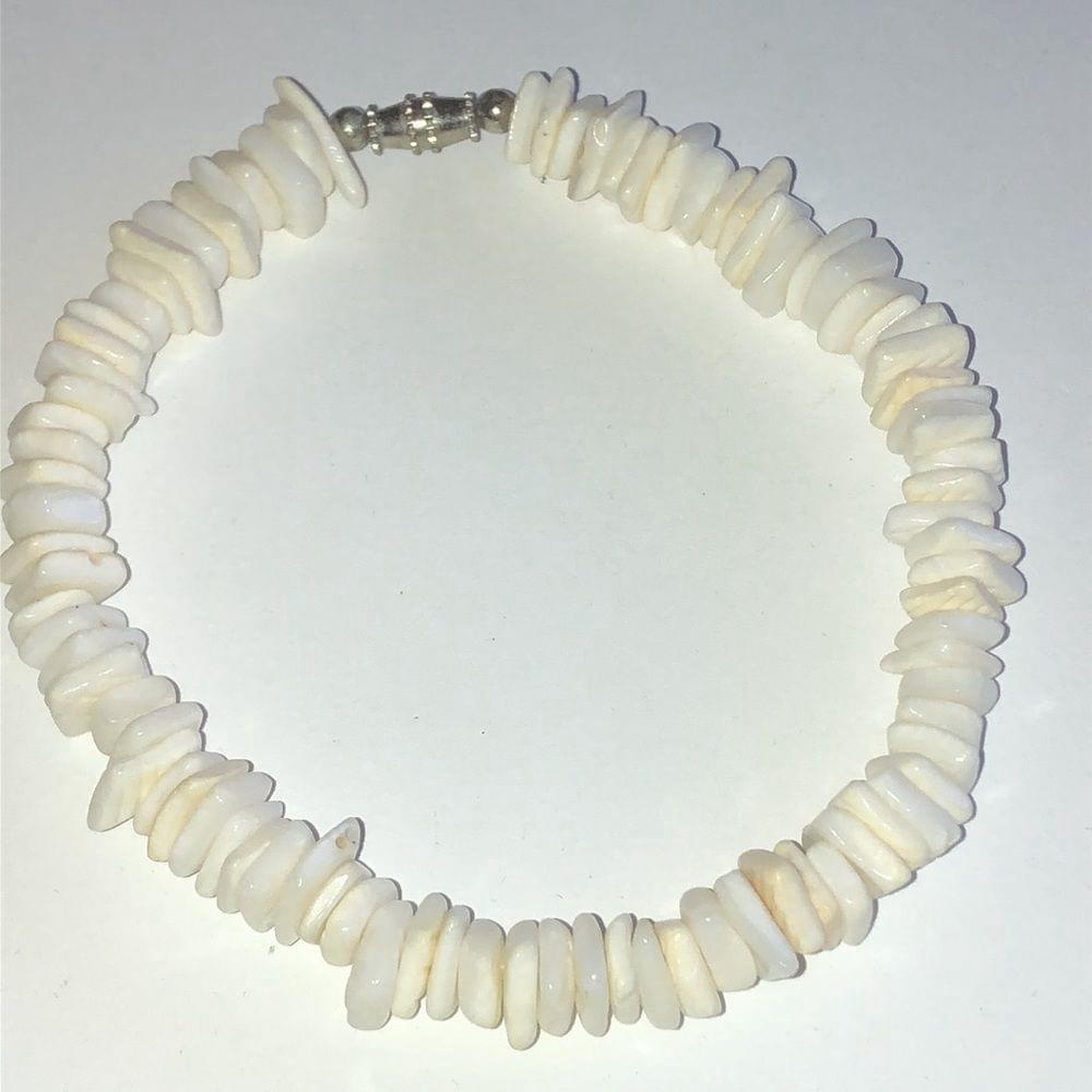 Vintage Boho Off White Puka Shell Chips Beaded Ankle Bracelet